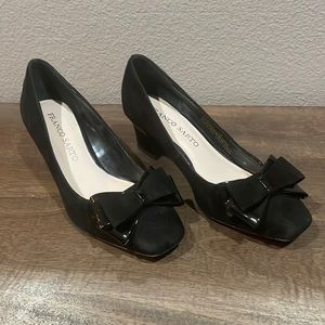 Franco Sarto Leather and Patten Leather Bow Pump